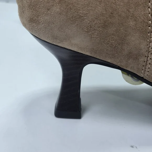 Jones New York Sonjah Tan Suede Leather Kitten Heeled Pointed Toe Boots Size 9.5 - Picture 9 of 15
